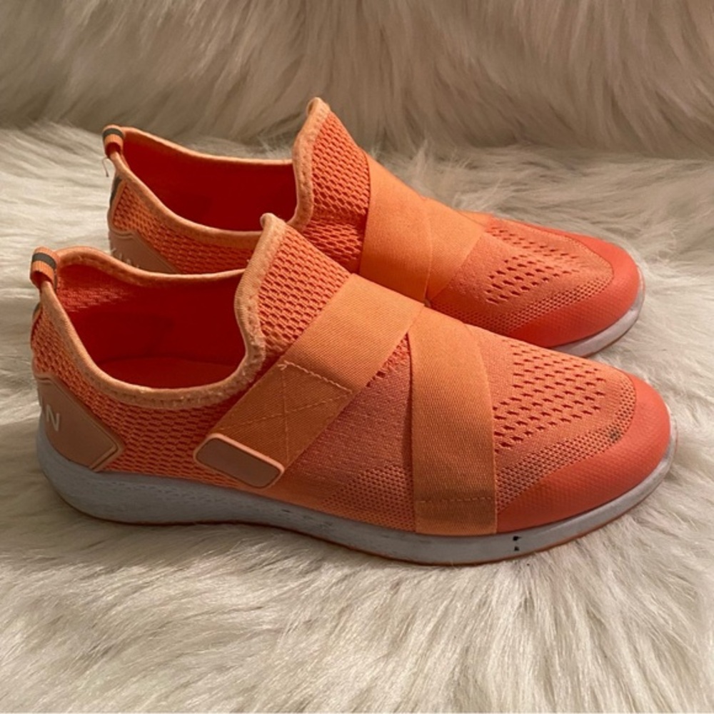 Danskin Shoes Women’s Size 8 Encourage‎ Orange Slip On